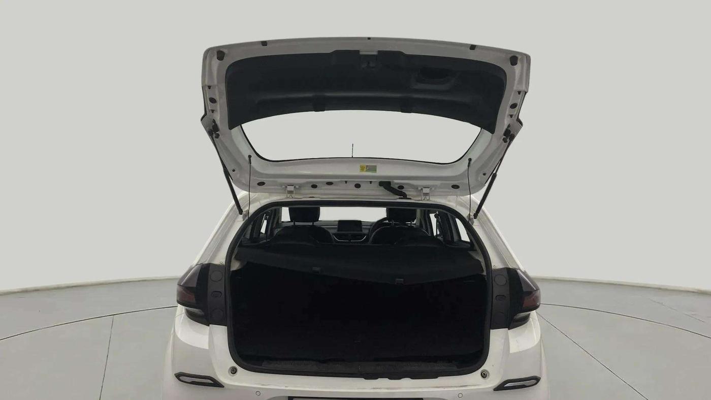 2023 Tata ALTROZ XM PLUS CNG, CNG, Manual, 22,258 km, Boot Door Open