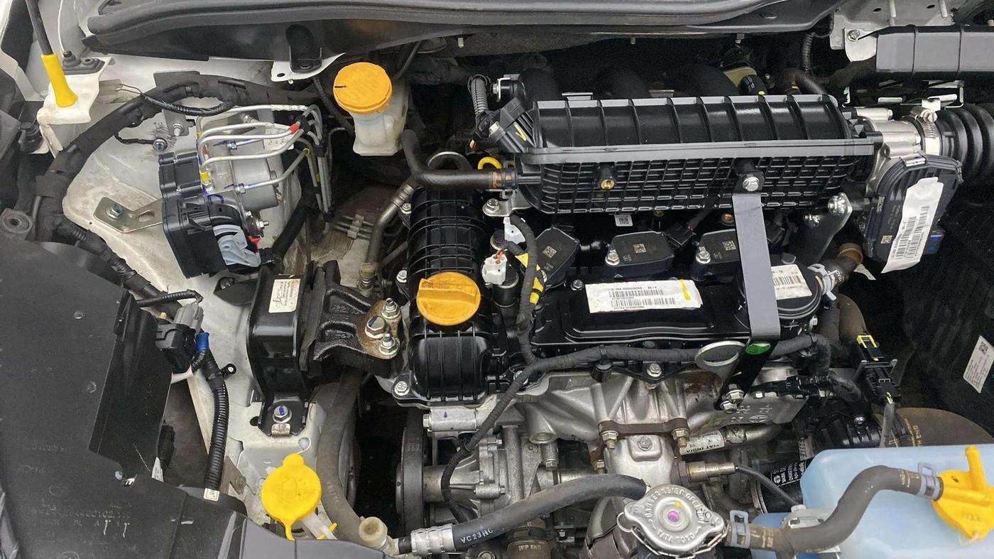 2023 Tata ALTROZ XM PLUS CNG, CNG, Manual, 22,258 km, Engine View - Right