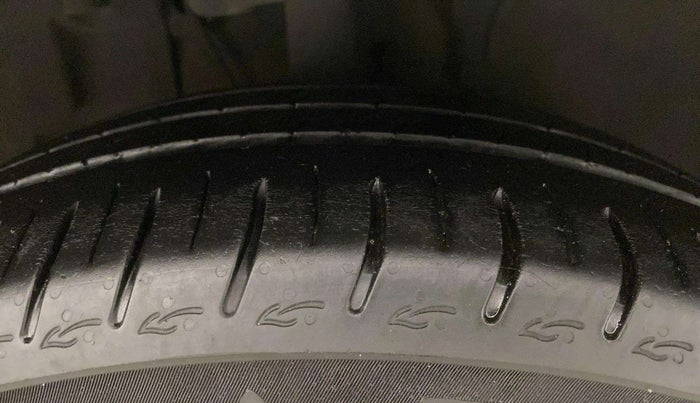 2023 Tata ALTROZ XM PLUS CNG, CNG, Manual, 22,258 km, Right Front Tyre Tread