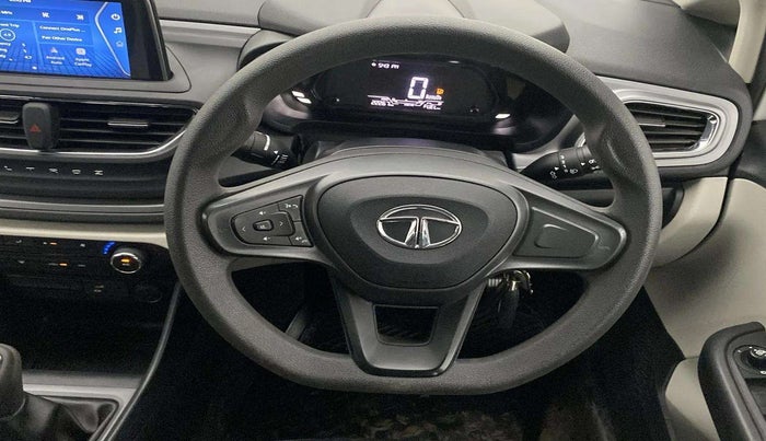 2023 Tata ALTROZ XM PLUS CNG, CNG, Manual, 22,258 km, Steering Wheel Close Up