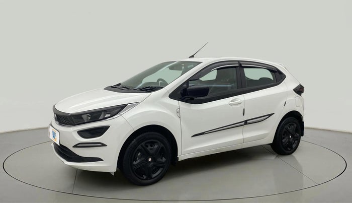 2023 Tata ALTROZ XM PLUS CNG, CNG, Manual, 22,258 km, Left Front Diagonal