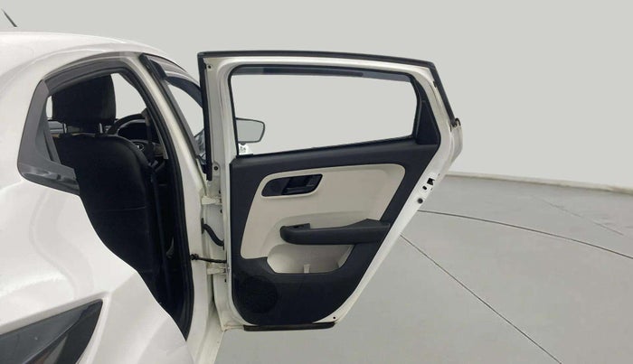 2023 Tata ALTROZ XM PLUS CNG, CNG, Manual, 22,258 km, RHS Rear Door