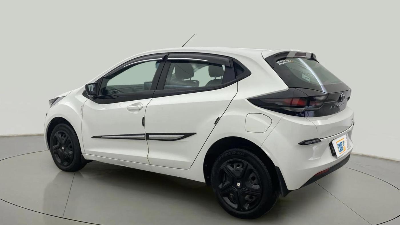2023 Tata ALTROZ XM PLUS CNG, CNG, Manual, 22,258 km, Left Back Diagonal