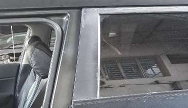 2021 Hyundai VENUE SX PLUS 1.0 TURBO DCT, Petrol, Automatic, 43,609 km, Left B pillar - Paint is slightly faded