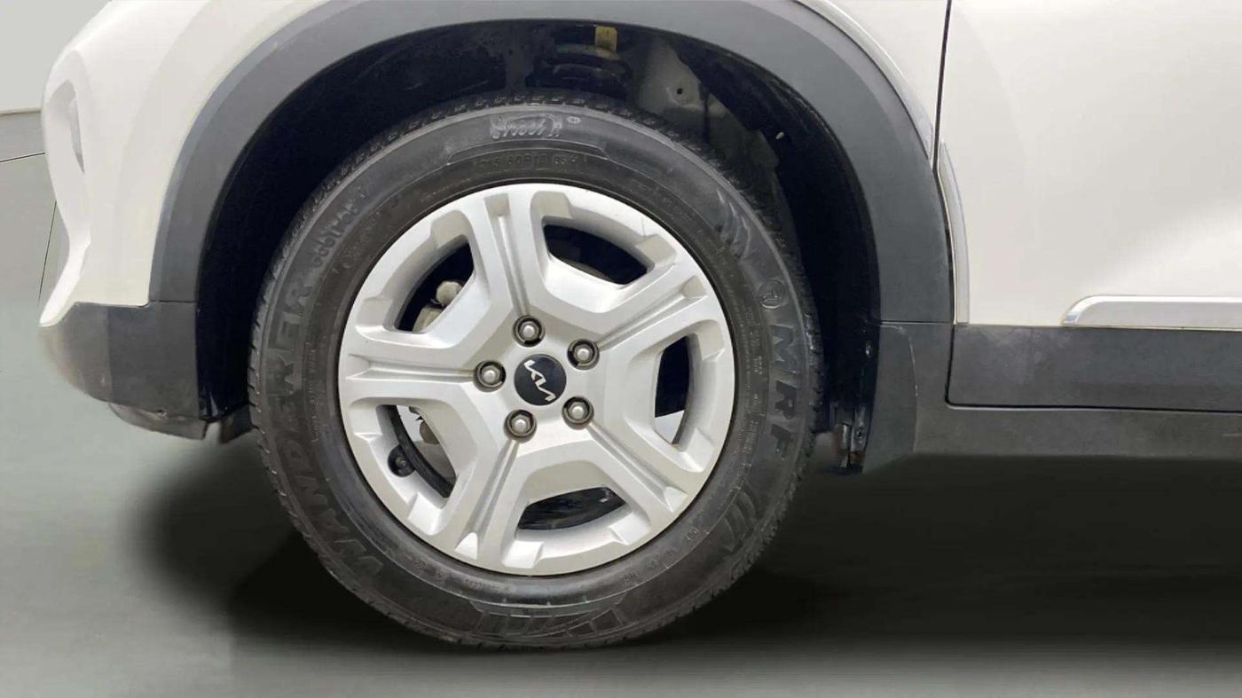 2022 KIA SONET HTK PLUS 1.2, Petrol, Manual, 20,001 km, Left Front Wheel