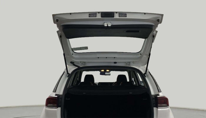 2022 KIA SONET HTK PLUS 1.2, Petrol, Manual, 20,001 km, Boot Door Open