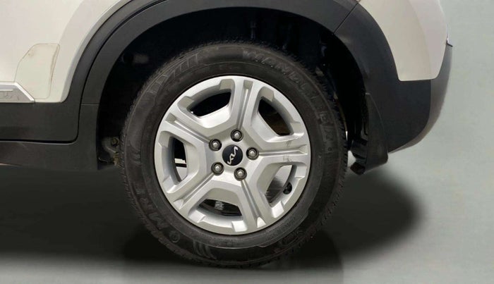 2022 KIA SONET HTK PLUS 1.2, Petrol, Manual, 20,001 km, Left Rear Wheel