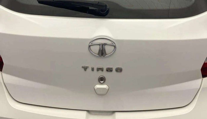 2021 Tata Tiago XZ PETROL, Petrol, Manual, 43,707 km, Dicky (Boot door) - Minor scratches