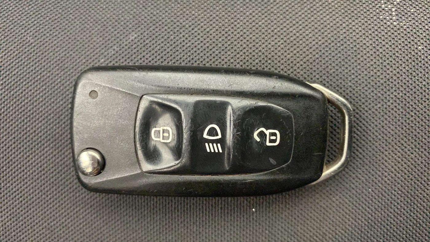 2021 Tata Tiago XZ PETROL, Petrol, Manual, 43,763 km, Key Close Up