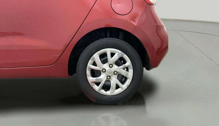 2017 Hyundai Grand i10 SPORTZ 1.2 KAPPA VTVT, Petrol, Manual, 1,02,441 km, Left Rear Wheel
