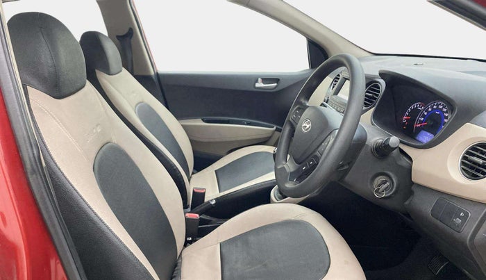 2017 Hyundai Grand i10 SPORTZ 1.2 KAPPA VTVT, Petrol, Manual, 1,02,441 km, Right Side Front Door Cabin