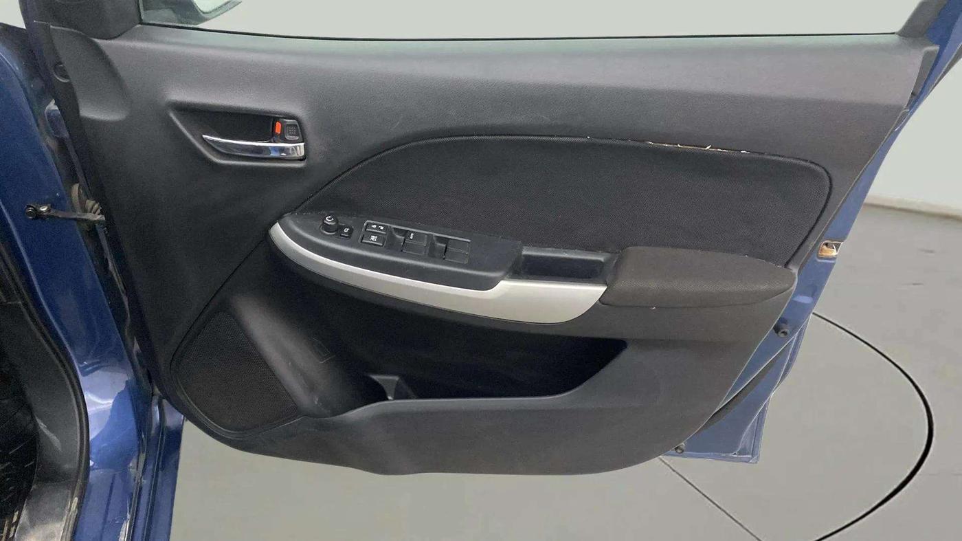 2017 Maruti Baleno ZETA CVT PETROL 1.2, Petrol, Automatic, 36,628 km, Driver Side Door Panels Control