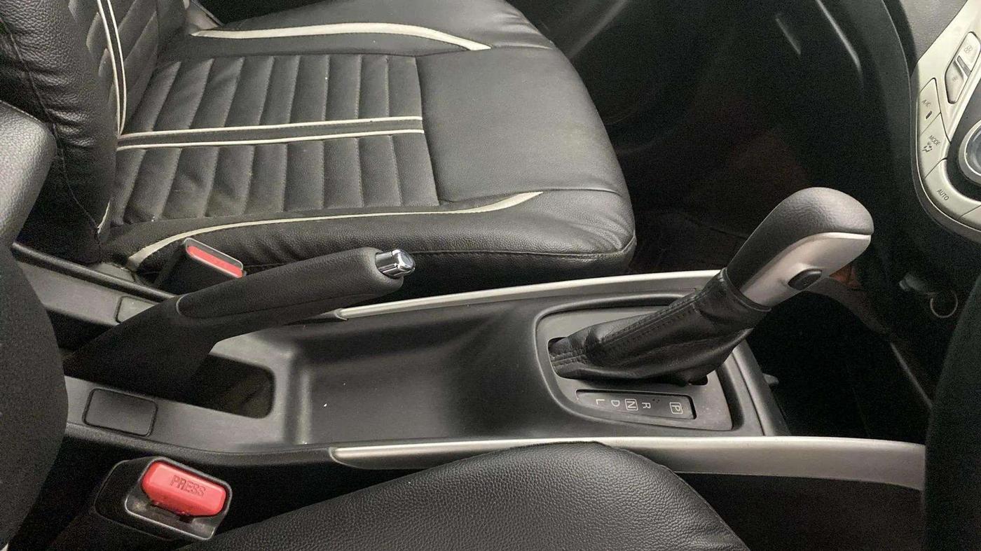 2017 Maruti Baleno ZETA CVT PETROL 1.2, Petrol, Automatic, 36,628 km, Gear Lever