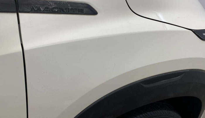 2021 Nissan MAGNITE XV DUAL TONE, Petrol, Manual, 63,511 km, Right fender - Minor scratches