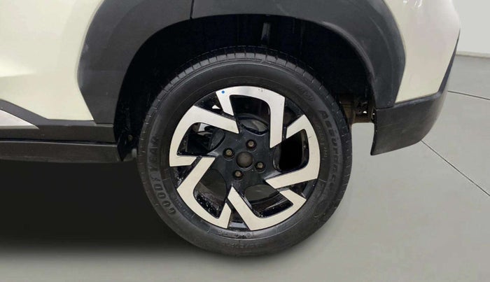 2021 Nissan MAGNITE XV DUAL TONE, Petrol, Manual, 63,511 km, Left Rear Wheel