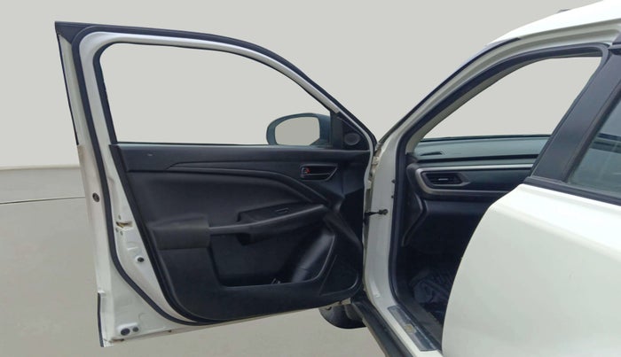 2022 Maruti BREZZA VXI SMART HYBRID, Petrol, Manual, 22,675 km, LHS Front Door