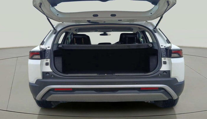 2022 Maruti BREZZA VXI SMART HYBRID, Petrol, Manual, 22,675 km, Boot Inside