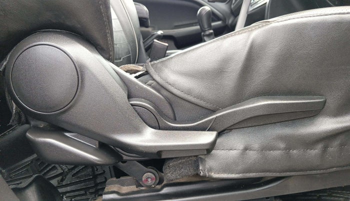 2022 Maruti BREZZA VXI SMART HYBRID, Petrol, Manual, 22,675 km, Driver Side Adjustment Panel