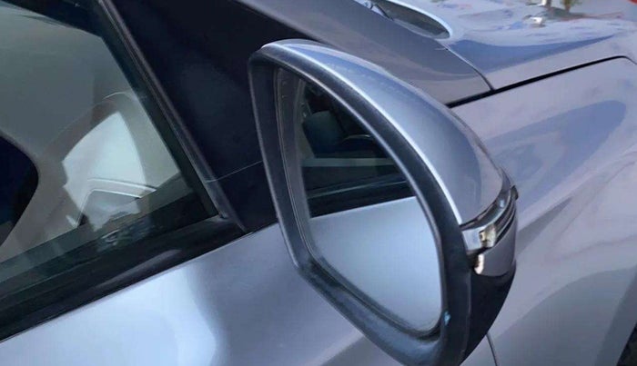 2018 Hyundai Elite i20 ASTA 1.2 (O), Petrol, Manual, 70,777 km, Right rear-view mirror - Minor scratches