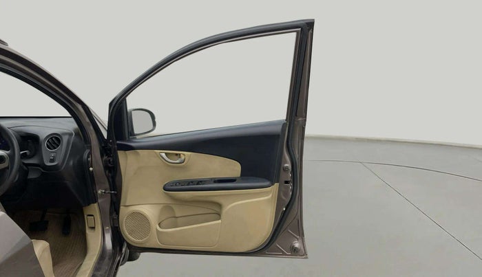 2015 Honda Brio VX AT, Petrol, Automatic, 55,102 km, RHS Front Door