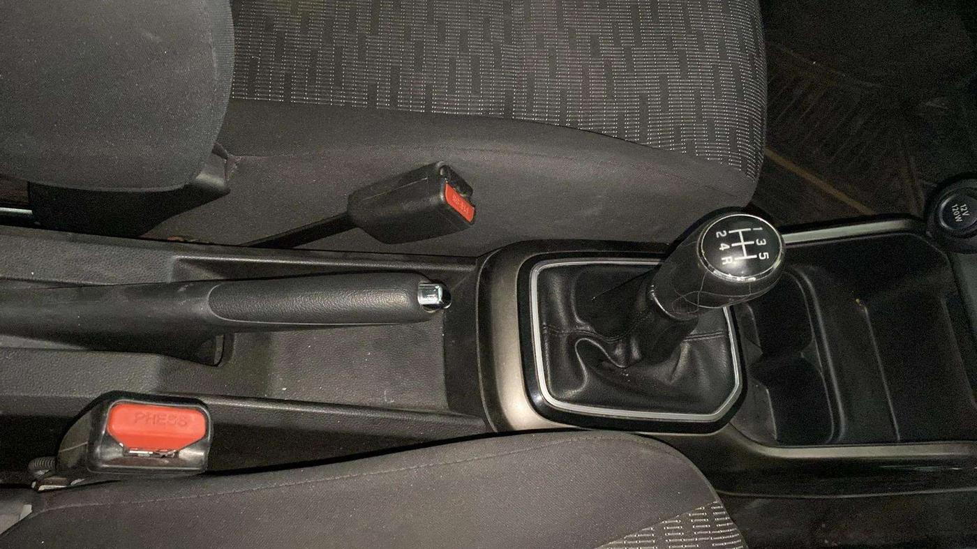 2017 Maruti IGNIS DELTA 1.2, Petrol, Manual, 43,024 km, Gear Lever