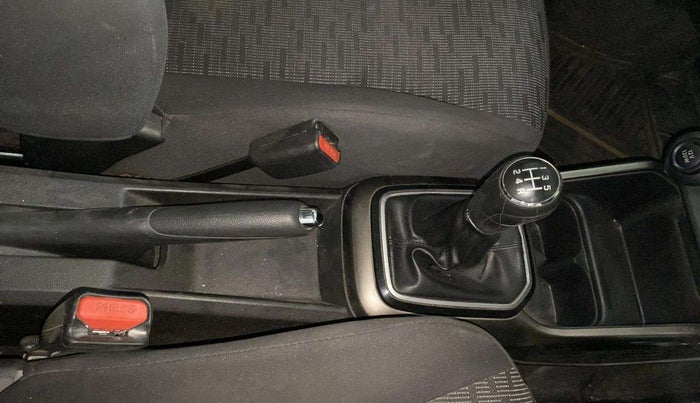 2017 Maruti IGNIS DELTA 1.2, Petrol, Manual, 43,024 km, Gear Lever