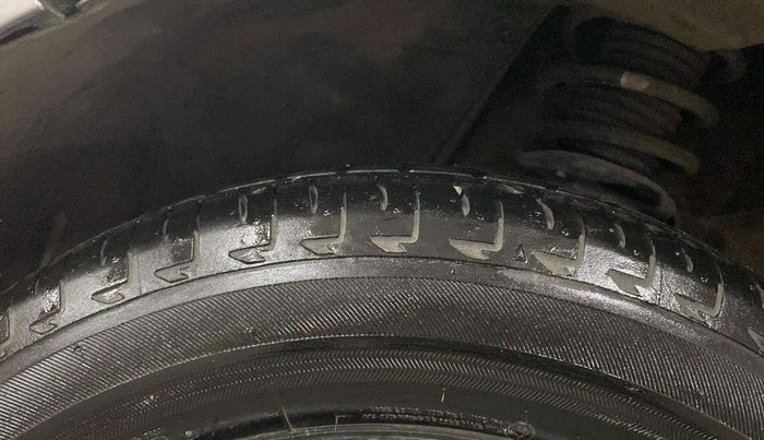 2017 Maruti IGNIS DELTA 1.2, Petrol, Manual, 43,024 km, Left Front Tyre Tread