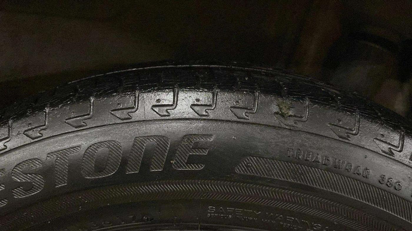 2017 Maruti IGNIS DELTA 1.2, Petrol, Manual, 43,024 km, Left Rear Tyre Tread