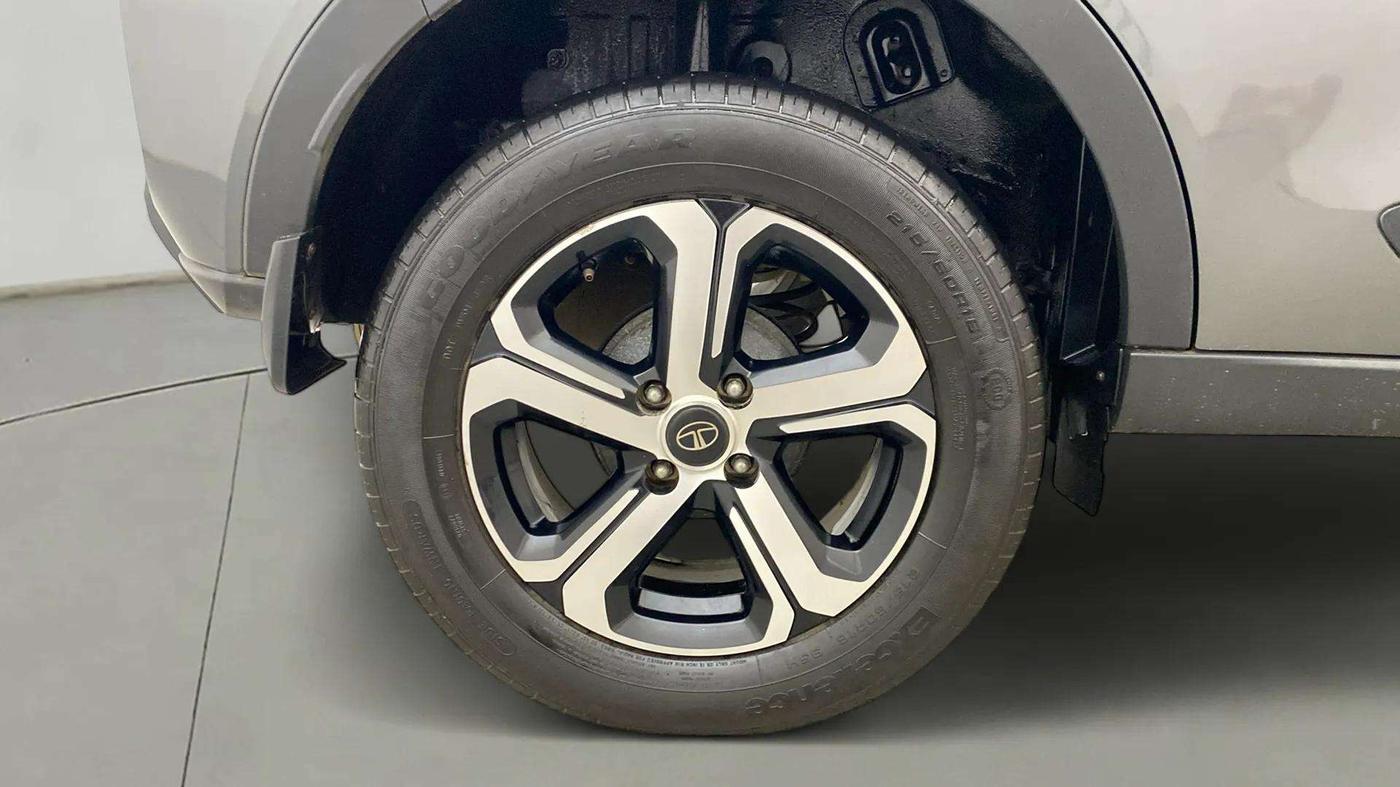 2022 Tata NEXON XZ PLUS PETROL, Petrol, Manual, 56,945 km, Right Rear Wheel