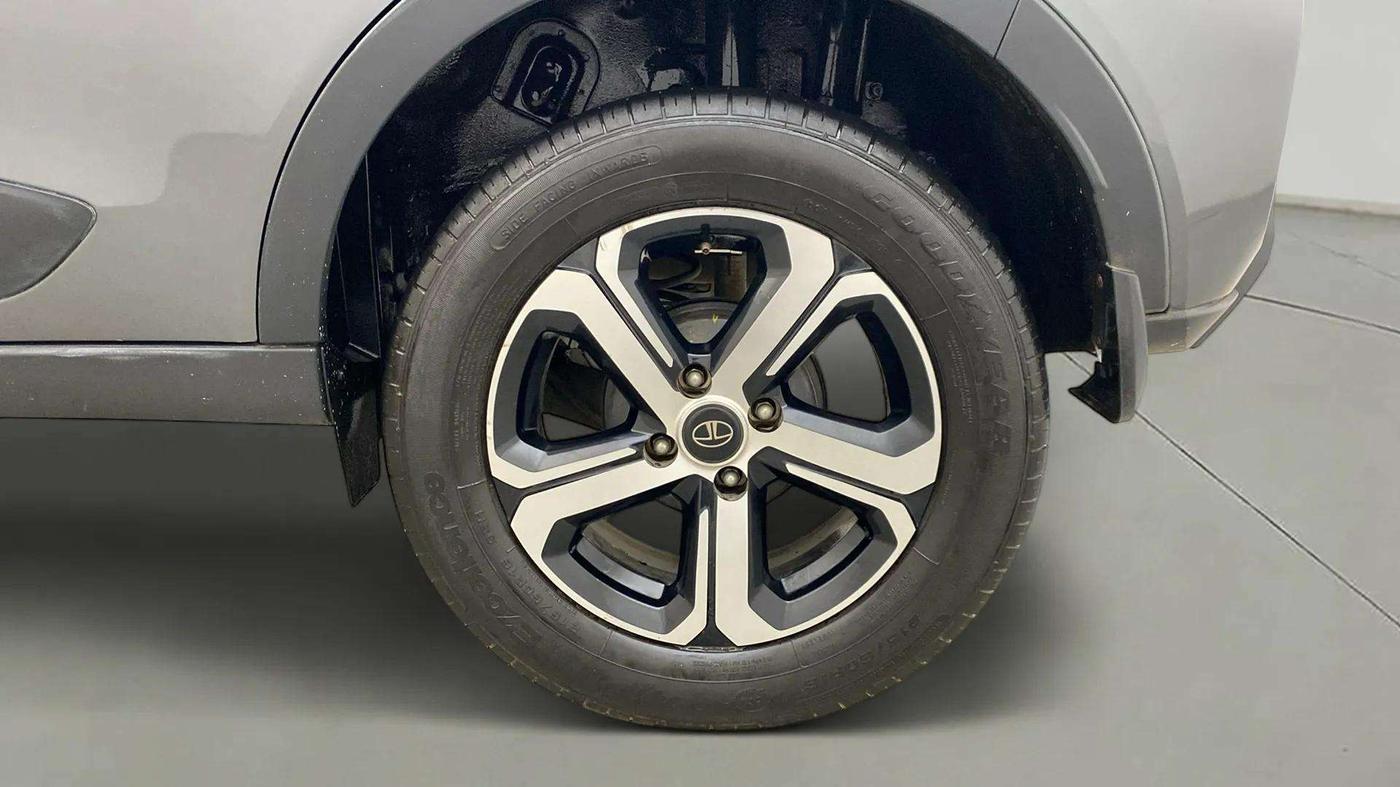 2022 Tata NEXON XZ PLUS PETROL, Petrol, Manual, 56,945 km, Left Rear Wheel