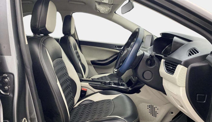 2022 Tata NEXON XZ PLUS PETROL, Petrol, Manual, 56,945 km, Right Side Front Door Cabin
