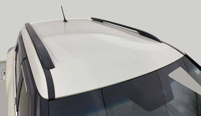 2020 Mahindra XUV300 W8 1.2 PETROL, Petrol, Manual, 44,230 km, Roof