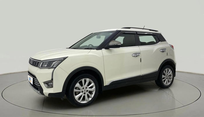 2020 Mahindra XUV300 W8 1.2 PETROL, Petrol, Manual, 44,230 km, Left Front Diagonal