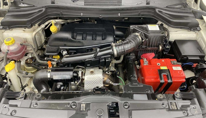 2020 Mahindra XUV300 W8 1.2 PETROL, Petrol, Manual, 44,230 km, Engine View