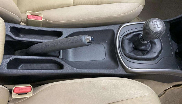 2015 Honda City 1.5L I-VTEC V MT, Petrol, Manual, 57,047 km, Gear Lever
