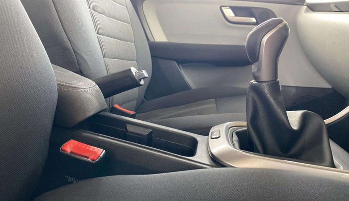 2020 Tata ALTROZ XZ PETROL, Petrol, Manual, 54,229 km, Gear Lever