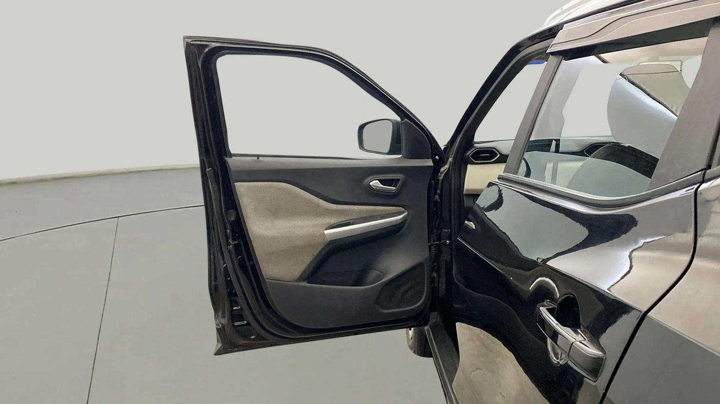 2023 Nissan MAGNITE XL, Petrol, Manual, 14,004 km, LHS Front Door