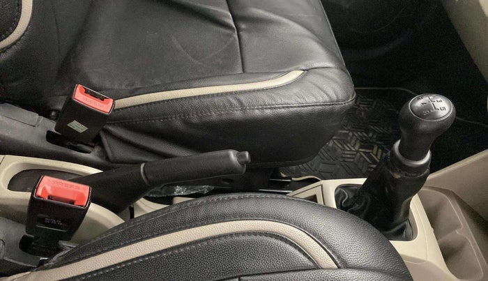 2019 Maruti Alto LXI CNG, CNG, Manual, 24,872 km, Gear Lever