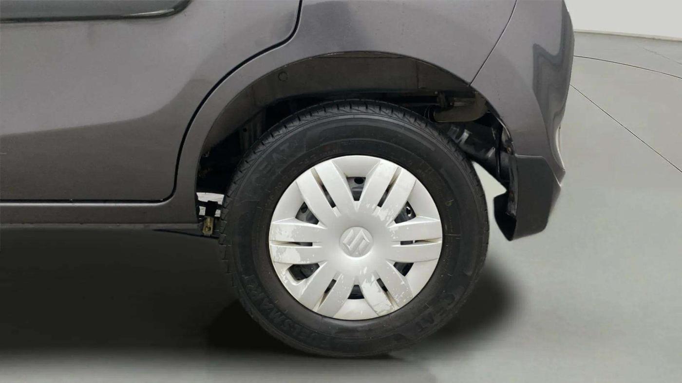 2019 Maruti Alto LXI CNG, CNG, Manual, 24,872 km, Left Rear Wheel