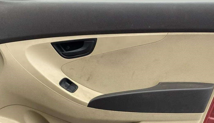 2014 Hyundai Eon ERA +, Petrol, Manual, 54,859 km, Right front window switch / handle - Power window makes minor noise
