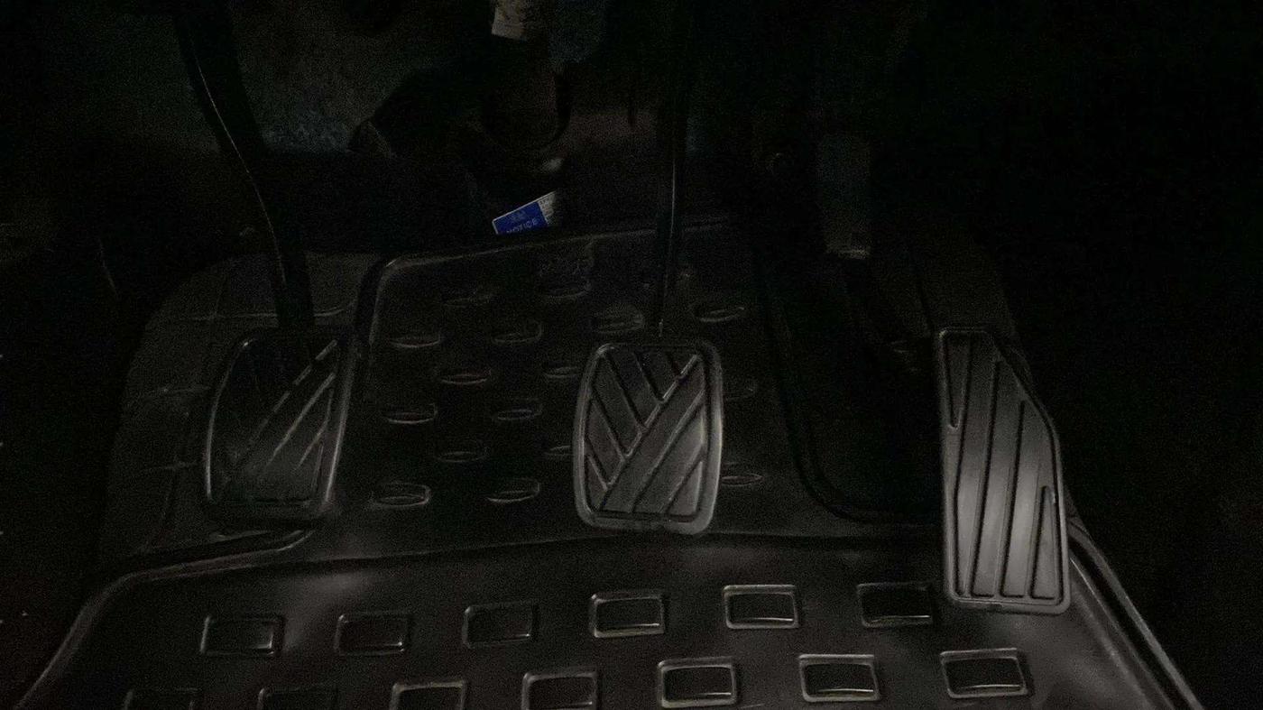2019 Maruti Baleno ZETA PETROL 1.2, Petrol, Manual, 24,688 km, Pedals