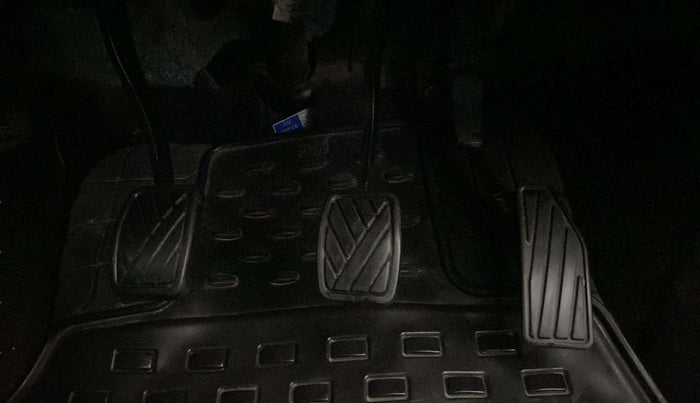 2019 Maruti Baleno ZETA PETROL 1.2, Petrol, Manual, 24,535 km, Pedals