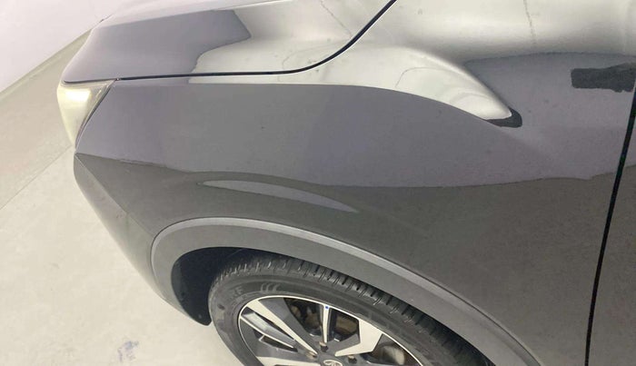 2020 Mahindra XUV300 W8 (O) 1.5 DIESEL, Diesel, Manual, 95,875 km, Left fender - Minor scratches