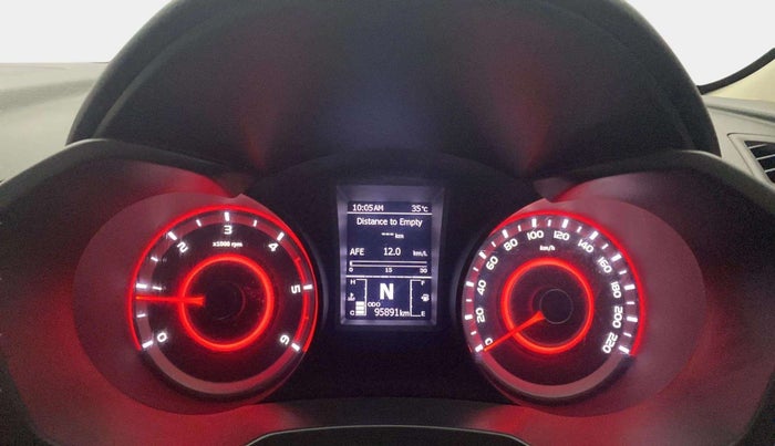 2020 Mahindra XUV300 W8 (O) 1.5 DIESEL, Diesel, Manual, 95,875 km, Odometer Image