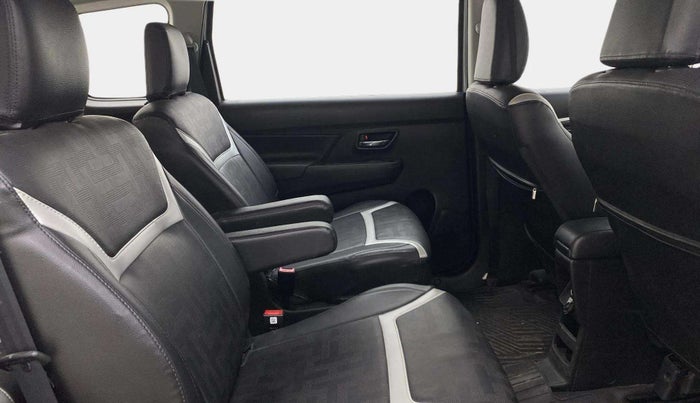 2021 Maruti XL6 ZETA MT, Petrol, Manual, 50,161 km, Right Side Rear Door Cabin