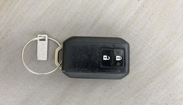 2021 Maruti XL6 ZETA MT, Petrol, Manual, 50,161 km, Key Close Up