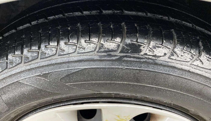 2017 Maruti Baleno DELTA CVT PETROL 1.2, Petrol, Automatic, 22,002 km, Right Front Tyre Tread