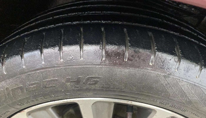 2019 Maruti Ciaz ALPHA  AT 1.5 SHVS PETROL, Petrol, Automatic, 34,968 km, Right Front Tyre Tread