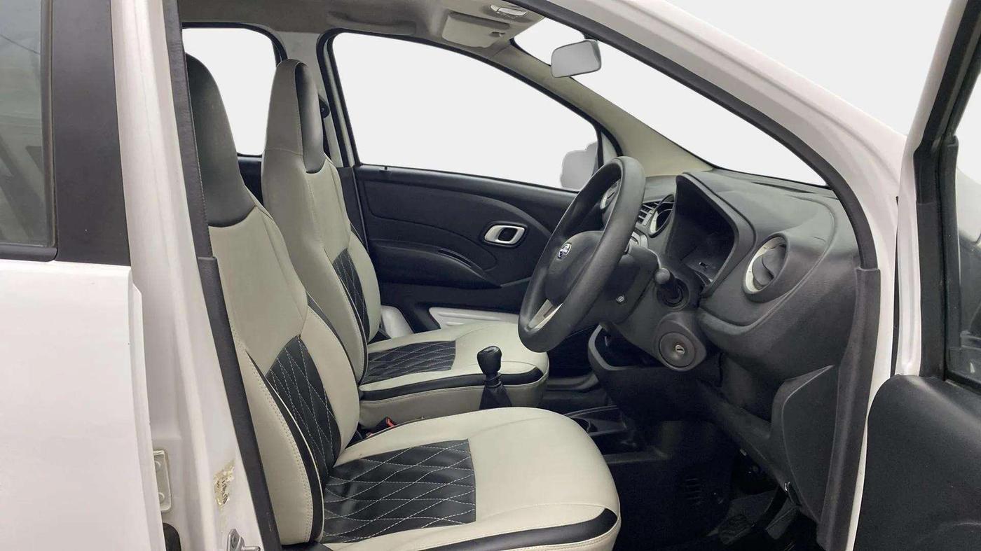 2018 Datsun Redi Go S 1.0, Petrol, Manual, 79,427 km, Right Side Front Door Cabin