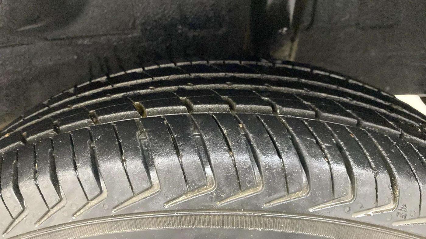 2018 Datsun Redi Go S 1.0, Petrol, Manual, 79,427 km, Left Rear Tyre Tread